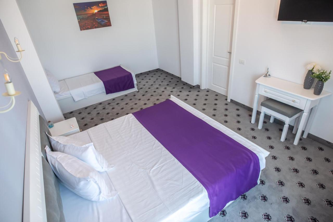Tadora Hotel 3*